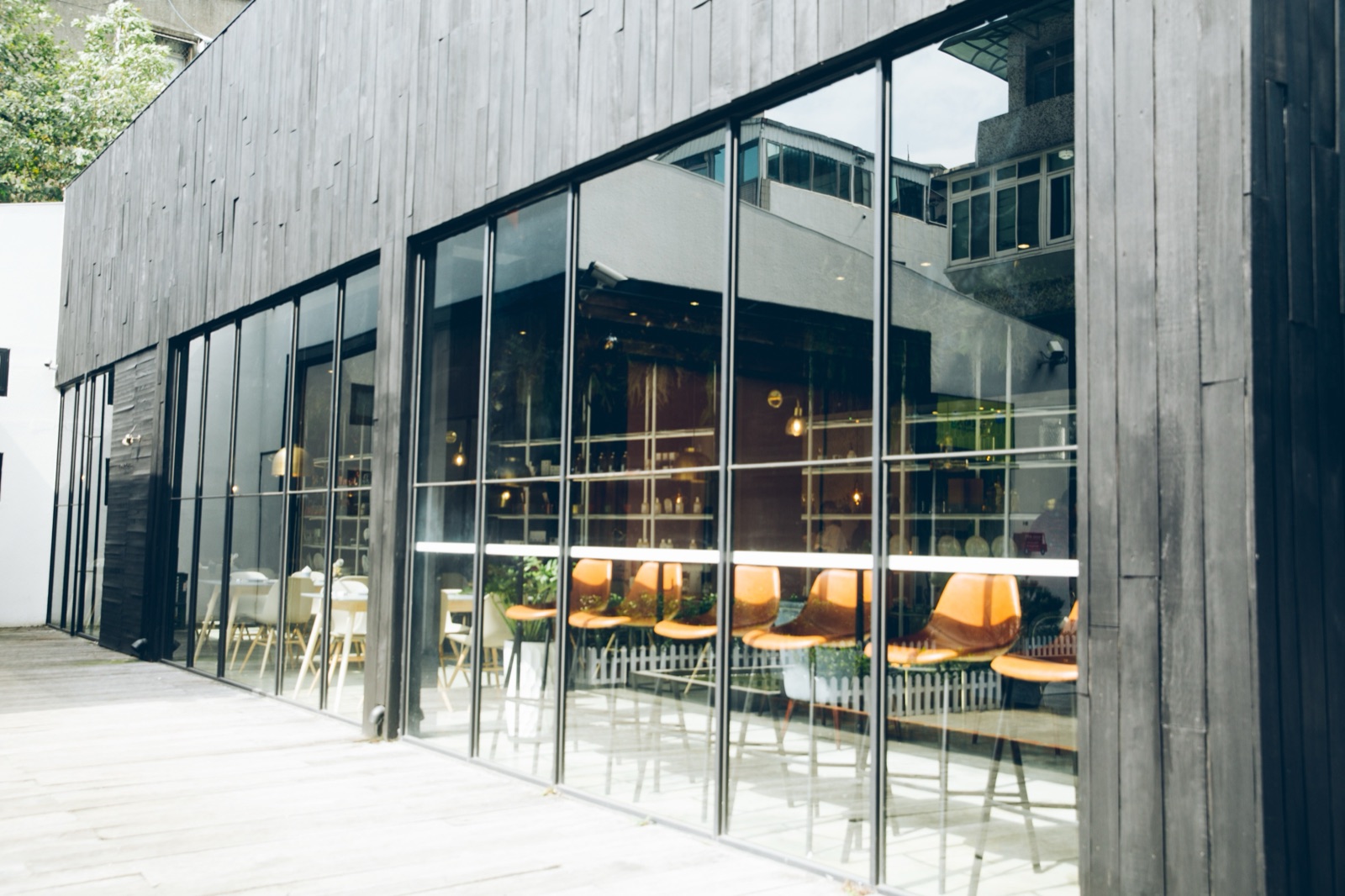 Physical Store Design & Planning