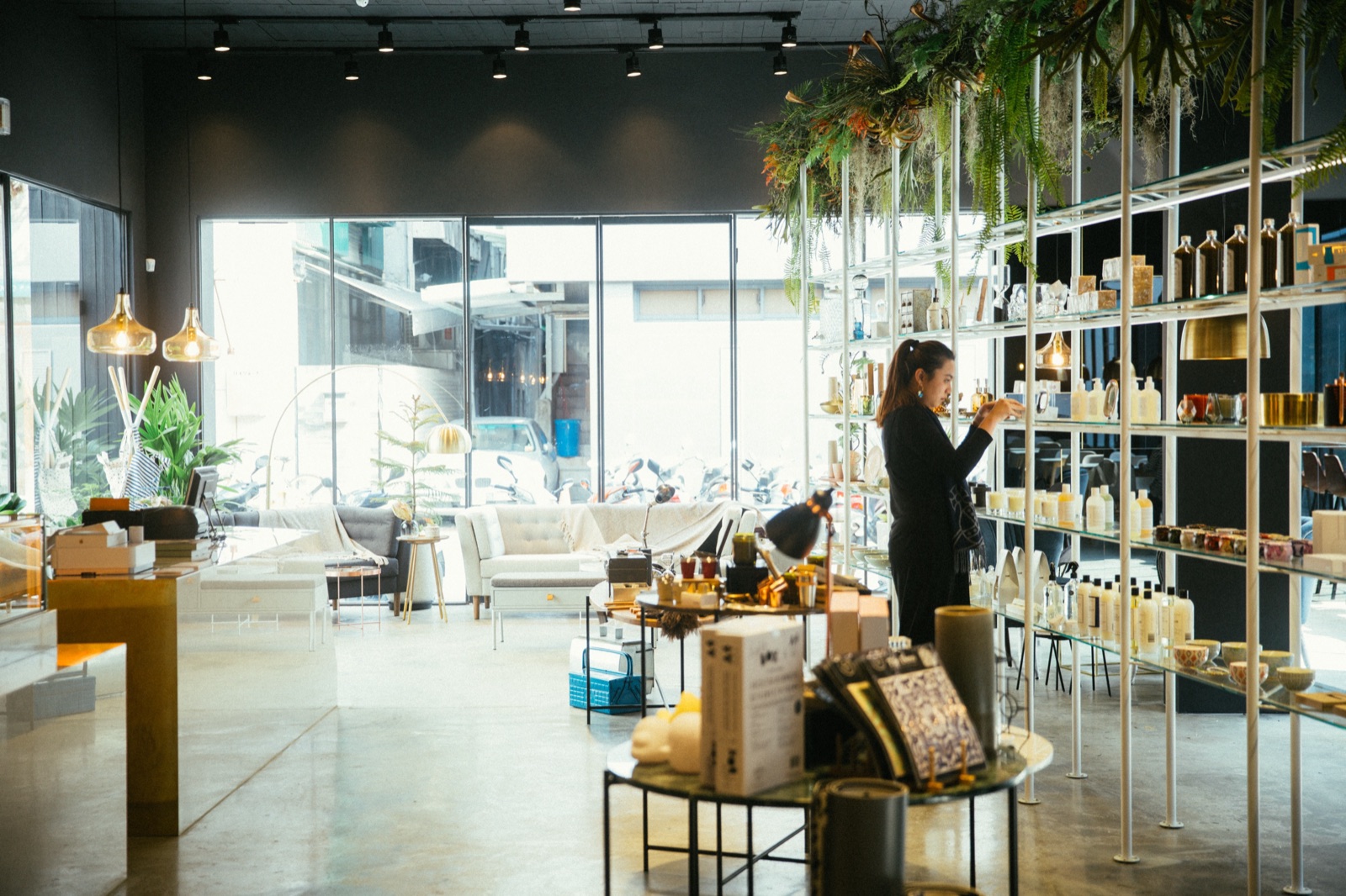 Physical Store Design & Planning